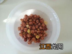 煮完的栗子怎么扒皮