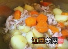 猪肉煮土豆怎么做好吃又简单