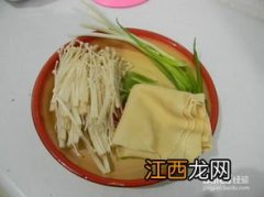 豆腐皮卷金针菇这叫什么菜