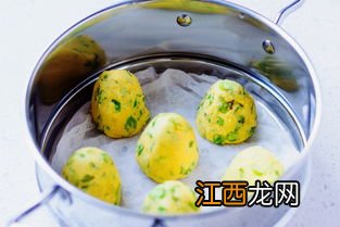 菜上放窝窝头的是什么菜