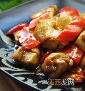 鸡腿肉和什么炒