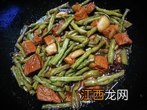 猪肉炖豆角煮多久