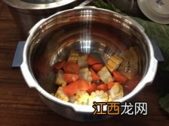 玉米红萝卜排骨汤要熬多久