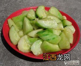 炒黄瓜放什么油