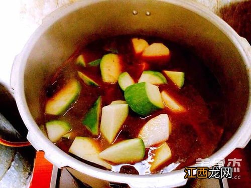 鸡肉炖萝卜炖多久