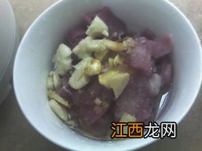 蒸土豆瘦肉丸子怎么做