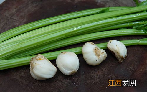 百合烧芹菜为什么苦