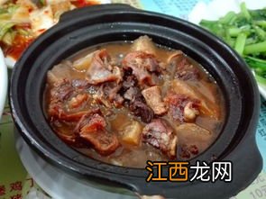 默菜根煲鸡肉有什么作用