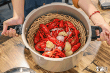 电高压锅煮小龙虾要多久