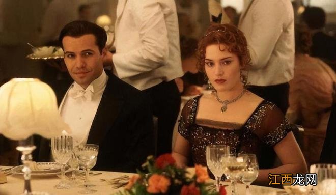 “我就想为香港电影做点事”!可惜古天乐的眼泪救不了香港电影