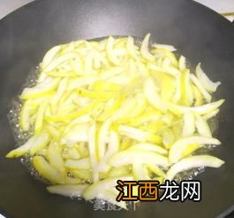 怎么弄凉拌柚子皮