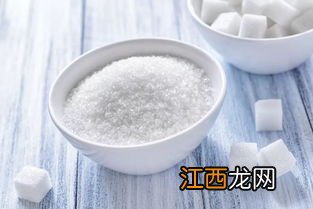 冰糖和白砂糖的区别 冰糖和白砂糖哪个好