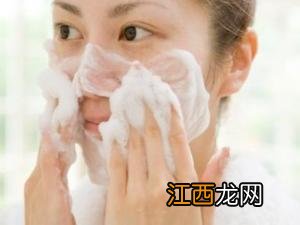 错误保养坏习惯:5种毁容举动比别人老得快