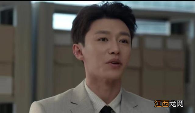 《玫瑰之战》:这样的职场刺客,你能防住吗?