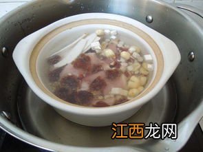 茯苓炖瘦肉还要加什么好