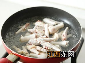 水者煮鸡的酱料怎么调