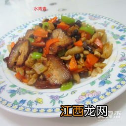 咸萝卜丁和什么炒好吃