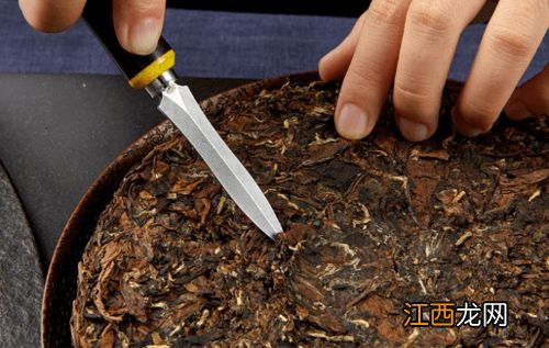 怎么撬茶砖更轻松