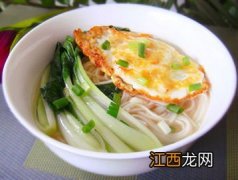 汤面条什么时候放青菜