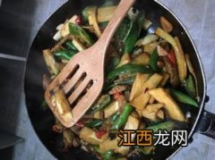 烧油烧多久可以炒菜