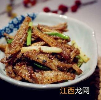 盲曹鱼适合什么人吃