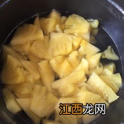 菠萝煮冰糖可以放多久