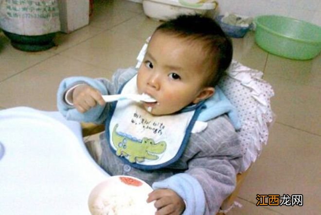 婴儿啥时候能认出妈妈?错过了“认母时期”,别怪宝宝“无情”