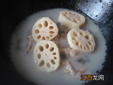 排骨煮多久离骨