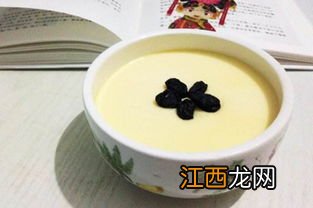 牛奶煮糊了怎么去除锅上的糊