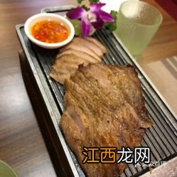 炭烤猪颈肉用什么酱吃