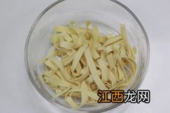 凉拌豆腐皮放什么醋