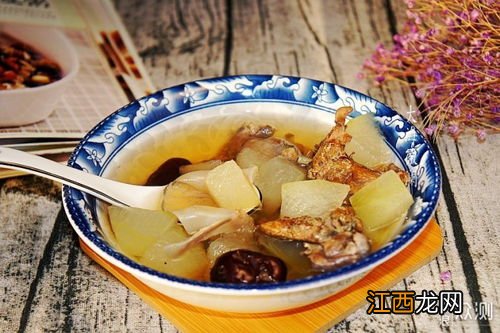 甲鱼汤里边放什么食材