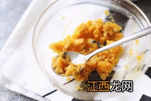 咸鸭蛋黄 可以烧什么菜