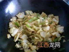 甘蓝和什么菜一起炒