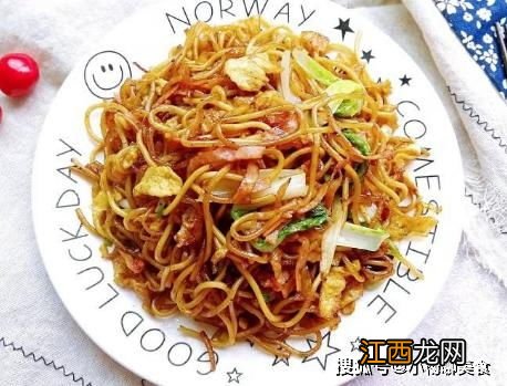 家庭炒面条怎么做
