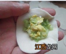 鸡蛋柿子的饺子怎么做好吃