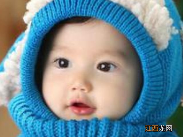 宝宝一岁前若有4种“坏习惯”，说明脑部发育好，父母别盲目阻止