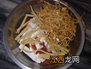 竹丝鸡用什么材料煲汤