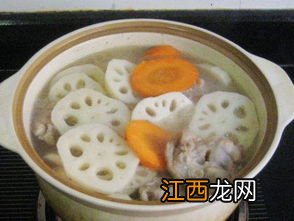 猪蹄炖藕什么时候放