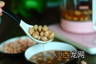 干花生米炖汤多久