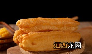 香酥小油条的制作方法 家常小油条的做法分享