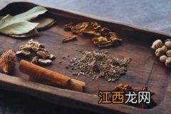 姜蒜应在油里熬多久