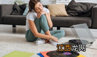 同一片蓝天歌词 同一片蓝天歌词江西科技学院