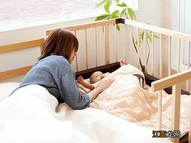 端午节生娃不吉利?糊涂爷爷蛮横拦在产房前,医生:别耽误功夫