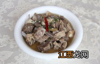 羊肉炖杜仲有什么功效