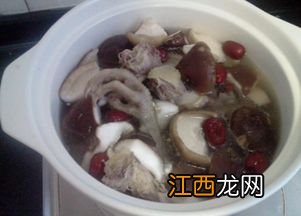 炖鸡怎么过油啊