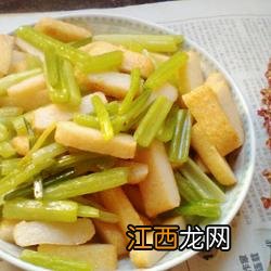 豆腐和芹菜怎么炒好吃吗