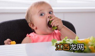 4月婴儿辅食食谱大全 四个月宝宝辅食食谱