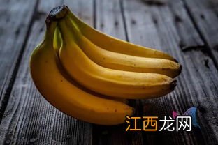 香蕉可和什么同吃吗