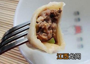 香菇包饺子和什么好吃吗